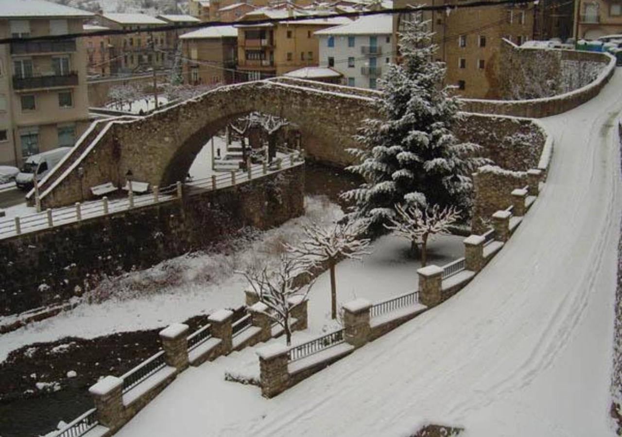 Apartamento con encanto en el Pirineo La Pobla de Lillet Exterior foto